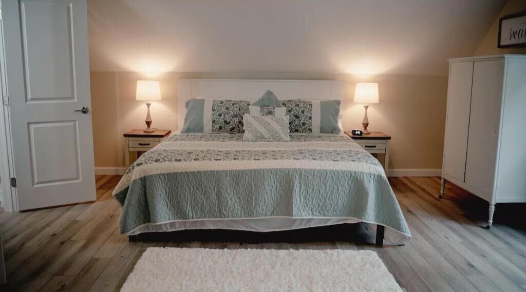Photo of Bedroom in Town of Reading