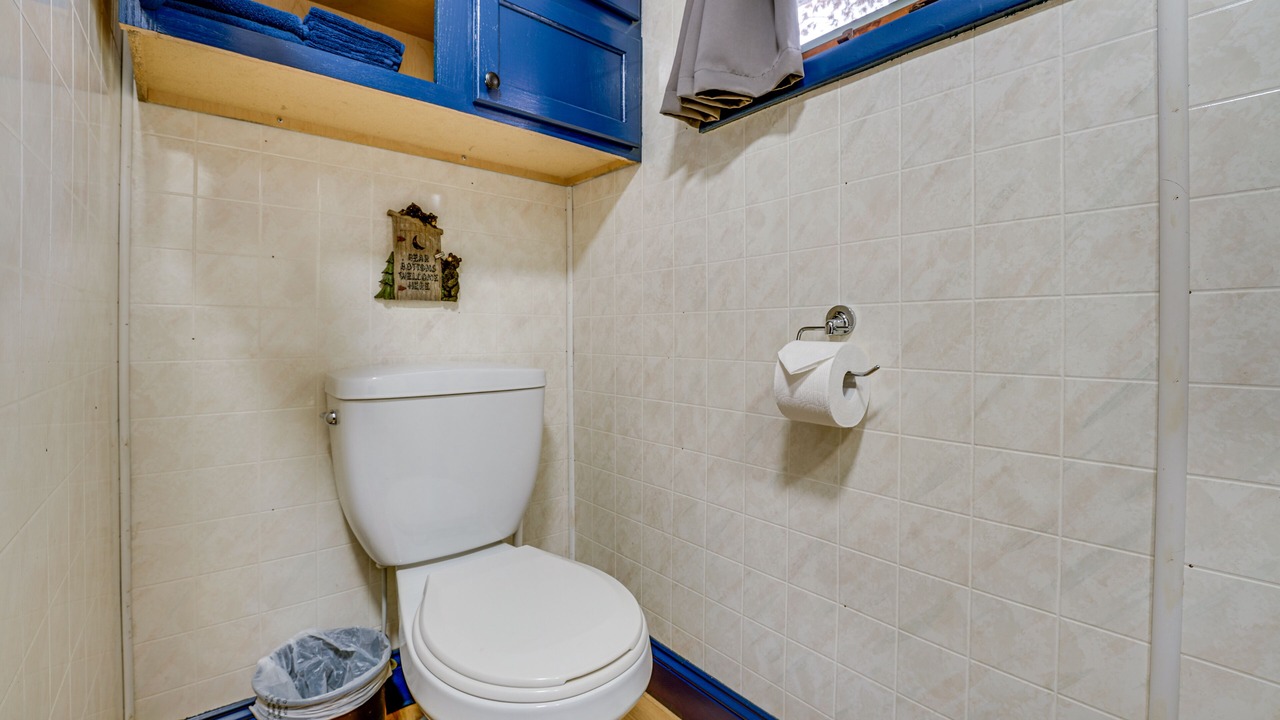 Photo of Bathroom in Irons