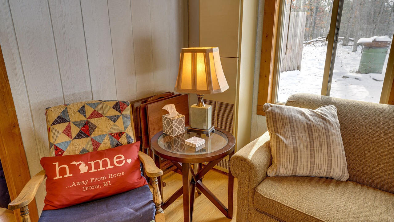 Photo of Livingroom in Irons
