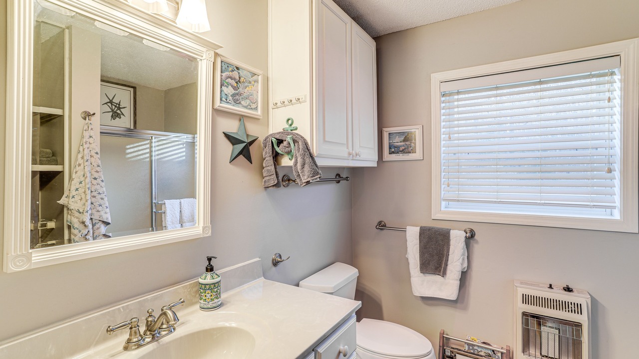 Photo of Bathroom in Cherokee Village