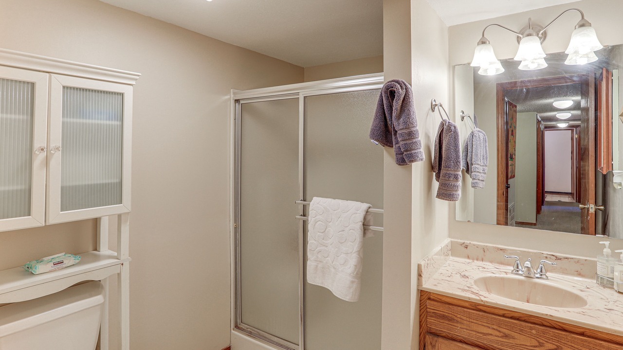 Photo of Bathroom in Cherokee Village