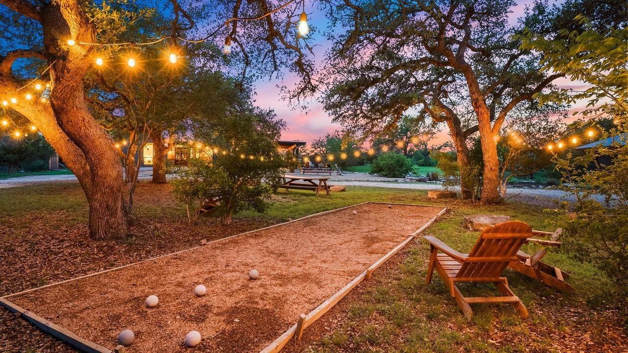 Photo of Outdoor in Driftwood