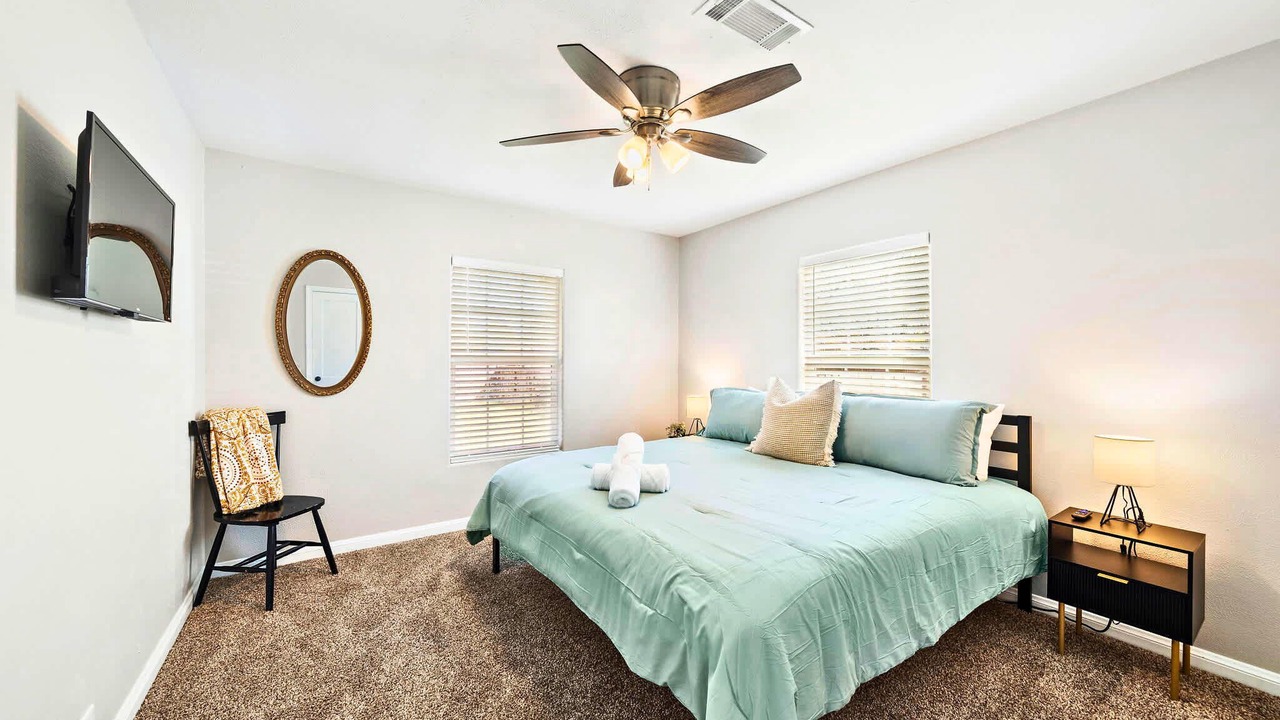 Photo of Bedroom in Baytown