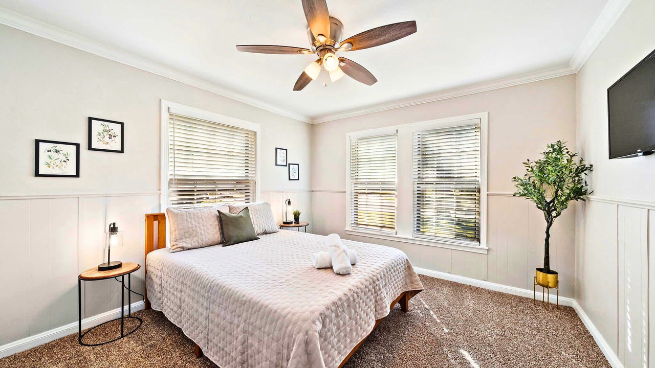 Photo of Bedroom in Baytown