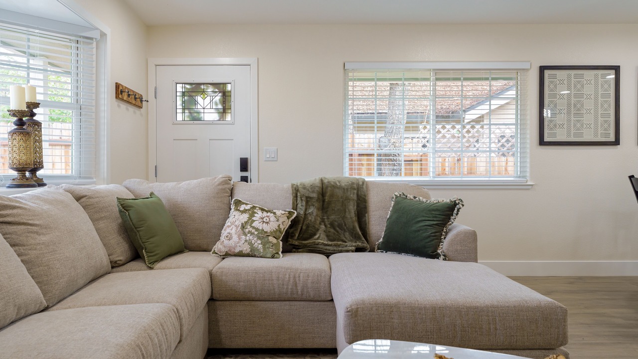 Photo of Livingroom in Roseville
