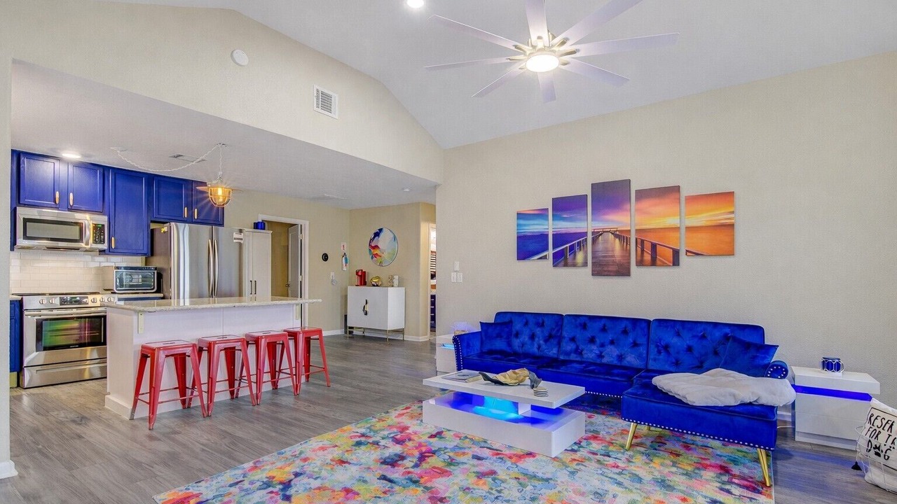 Photo of Livingroom in Clear Lake Shores