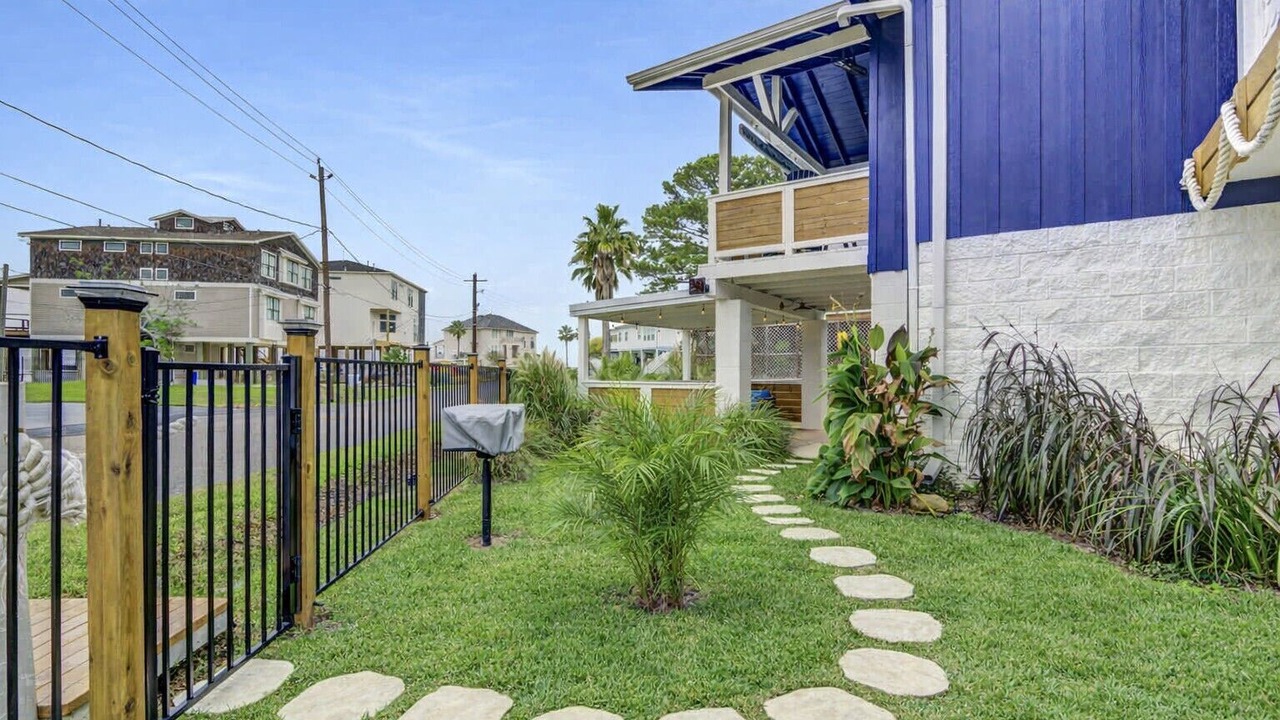 Photo of Outdoor in Clear Lake Shores