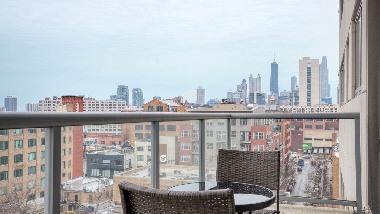 Photo of Outdoor in River West