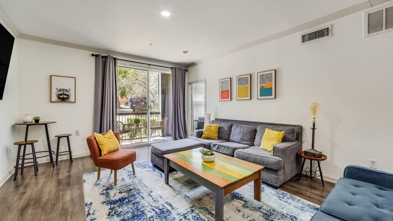 Photo of Livingroom in Travis Heights