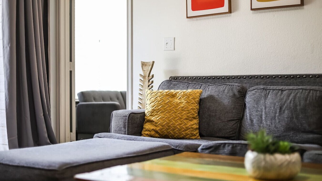 Photo of Livingroom in Travis Heights