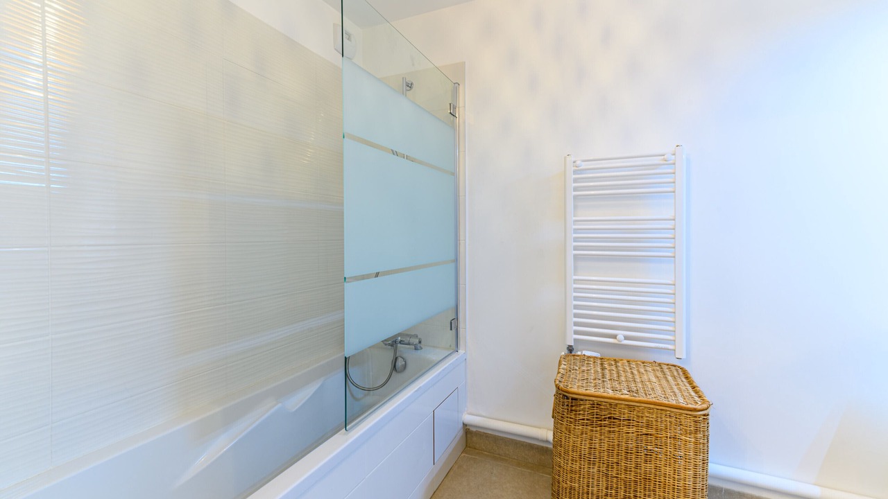Photo of Bathroom in Saint-Ouen