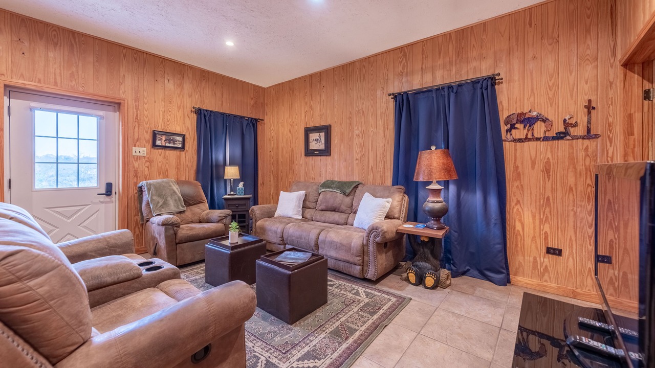 Photo of Livingroom in Liberty Hill