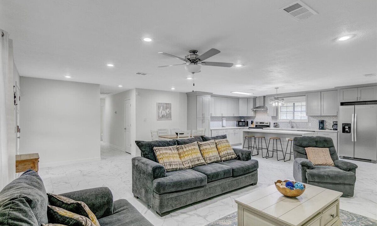 Photo of Livingroom in Voth
