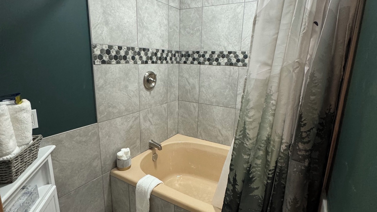 Photo of Bathroom in La Farge
