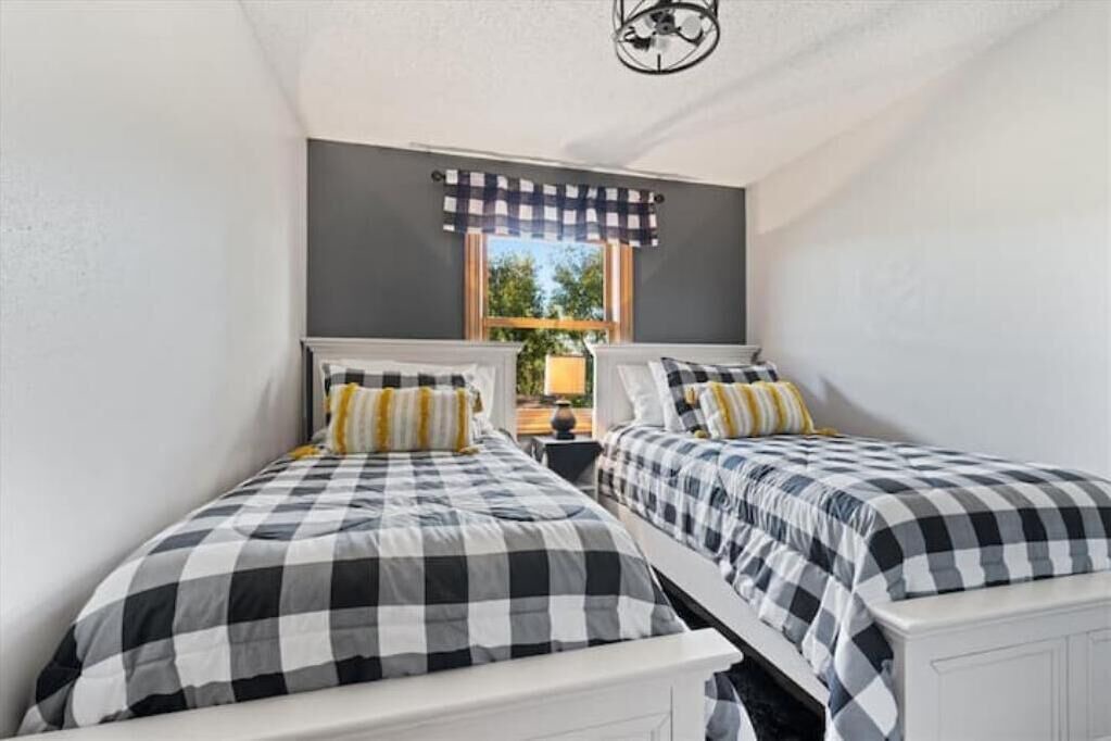 Photo of Bedroom in La Farge