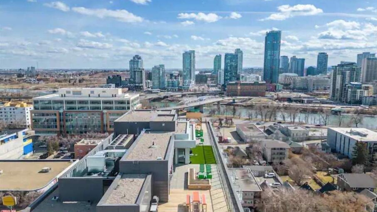 Photo of Outdoor in Crescent Heights