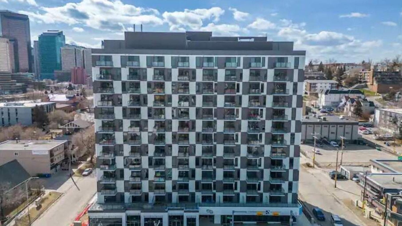 Photo of Outdoor in Crescent Heights