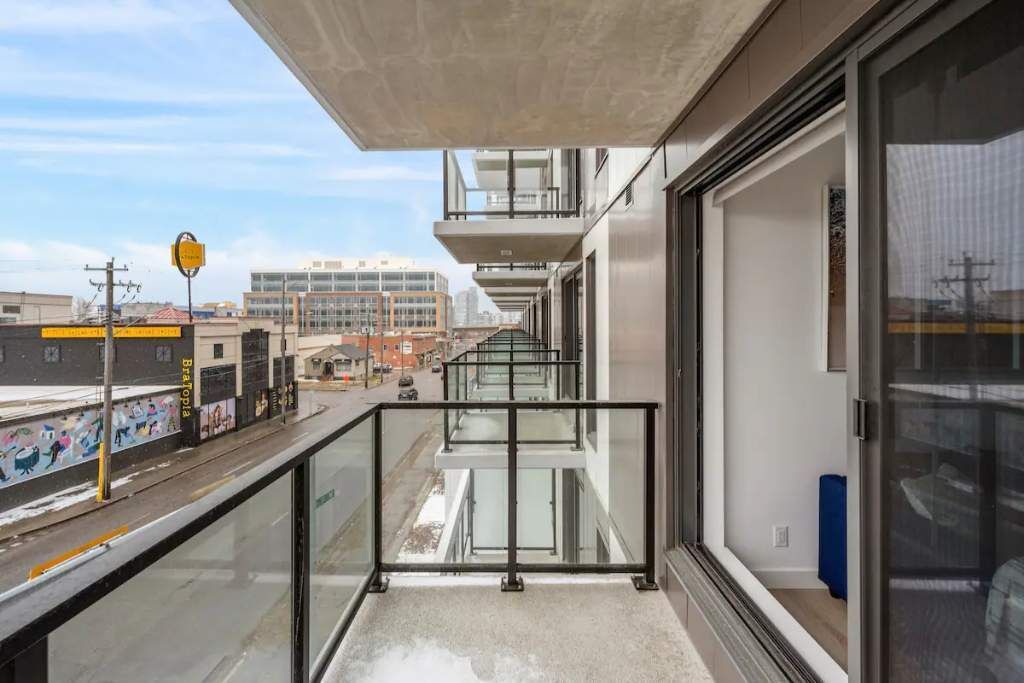 Photo of Outdoor in Crescent Heights