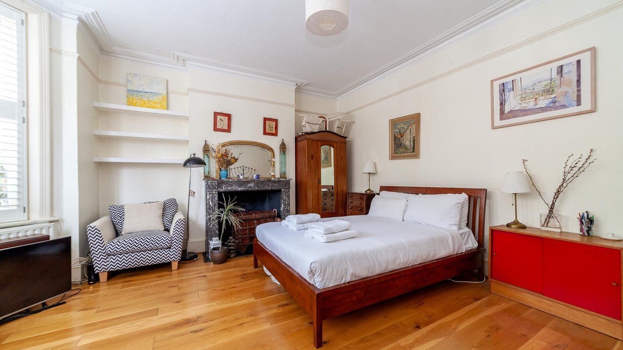 Photo of Bedroom in Vassall
