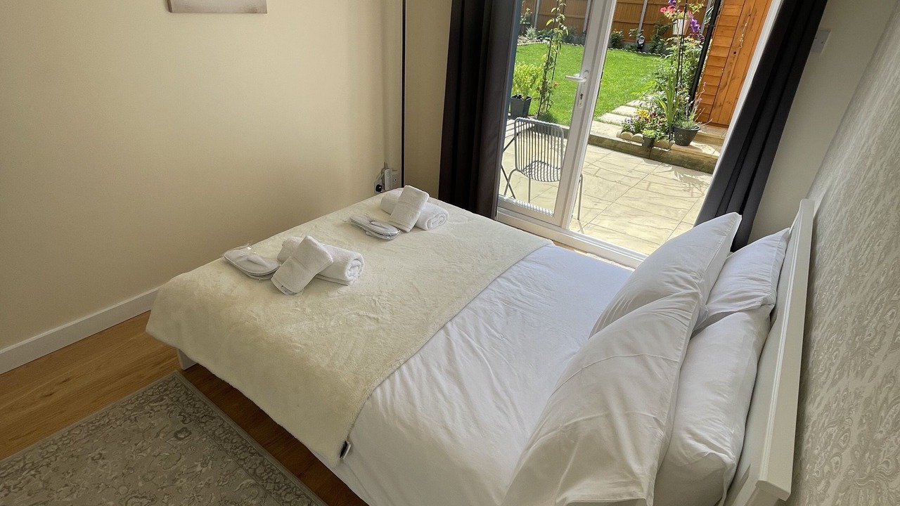 Photo of Bedroom in Tea Green