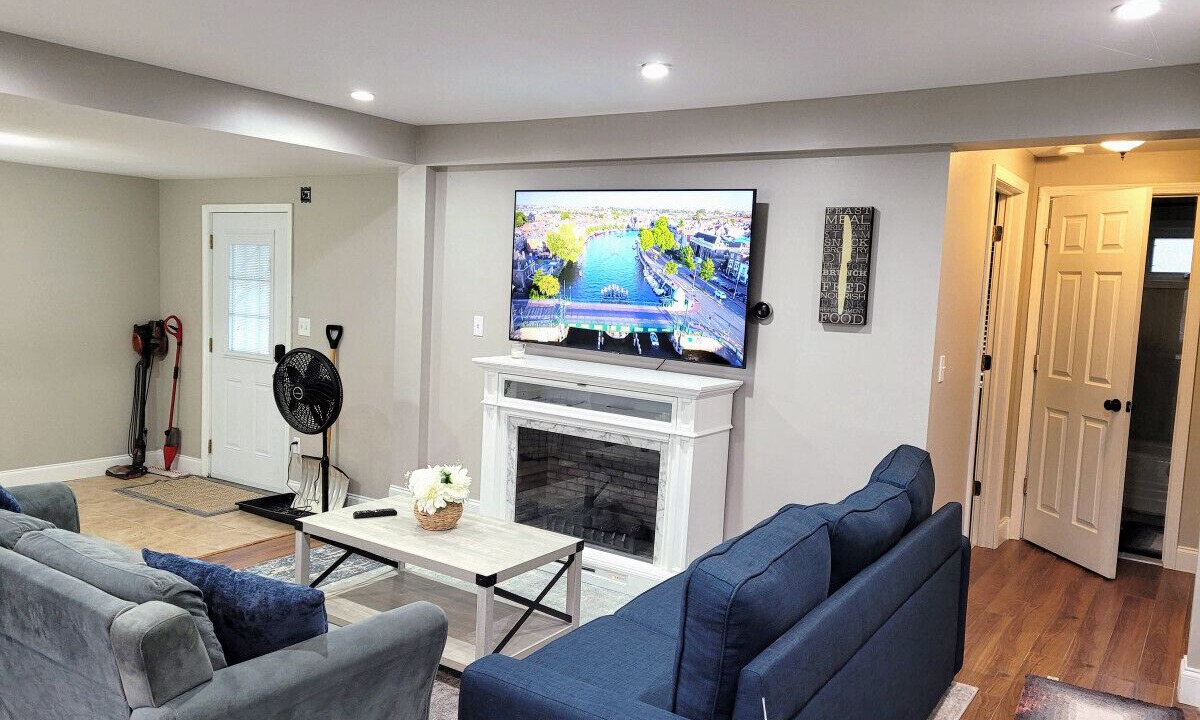 Photo of Livingroom in West Seneca