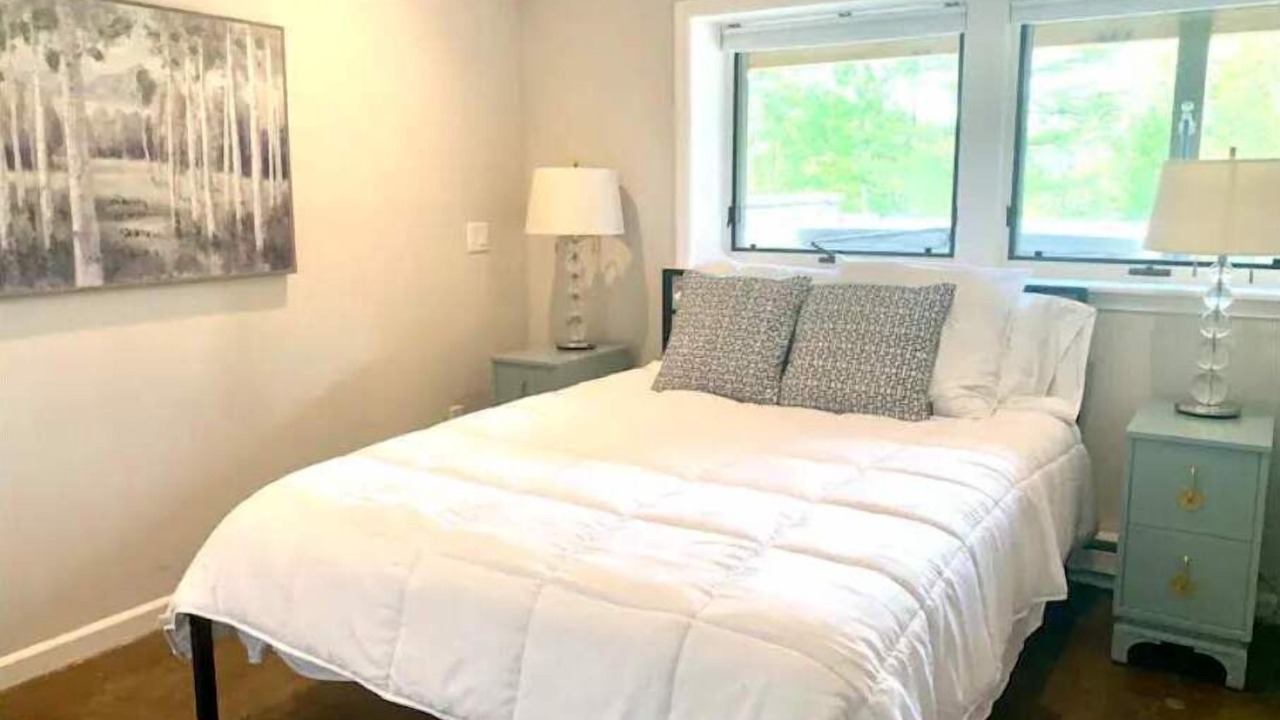 Photo of Bedroom in Bristol Hills