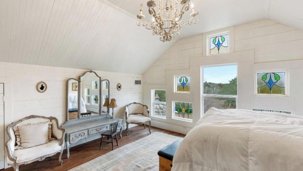Photo of Bedroom in Round Top