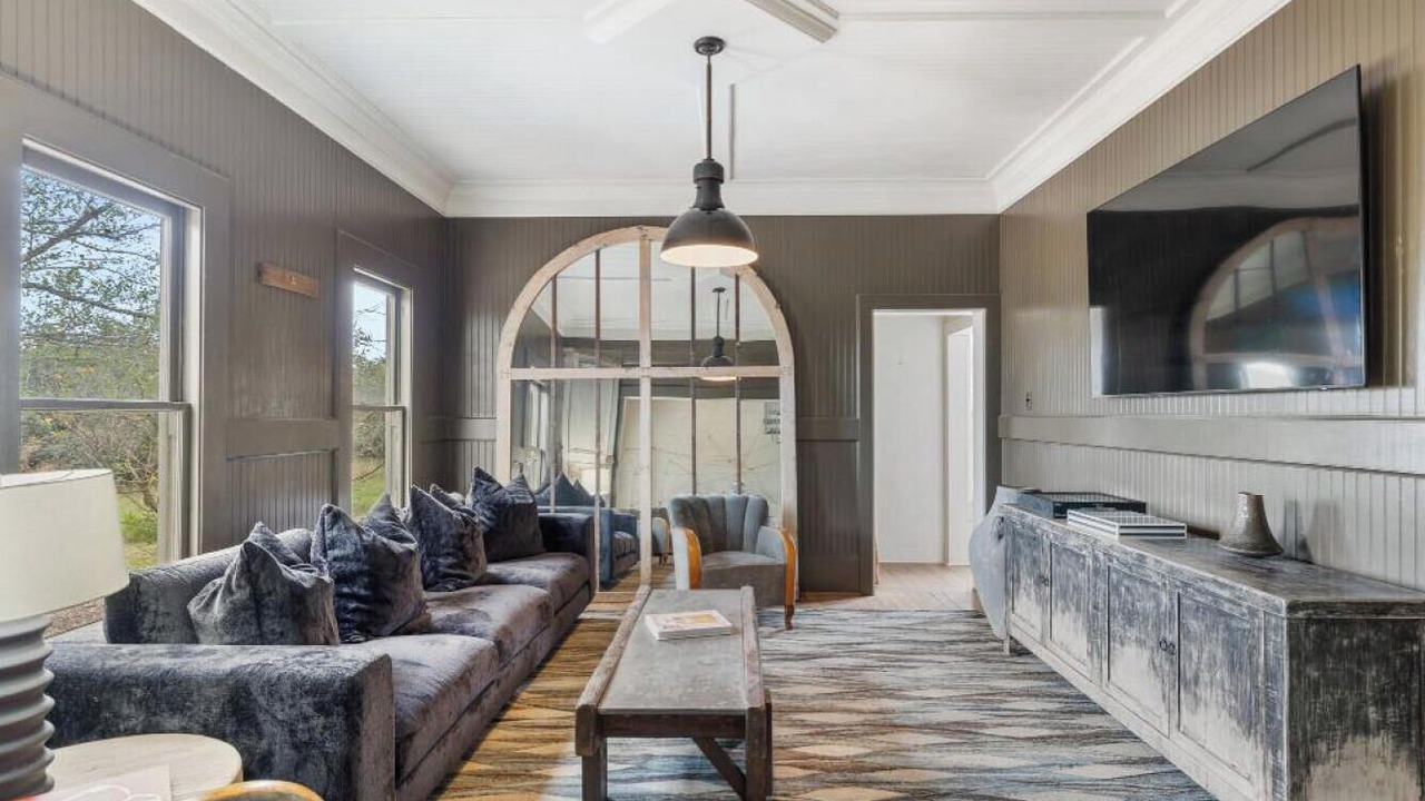 Photo of Livingroom in Round Top