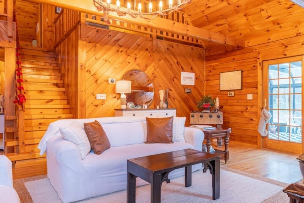 Photo of Livingroom in Bethel