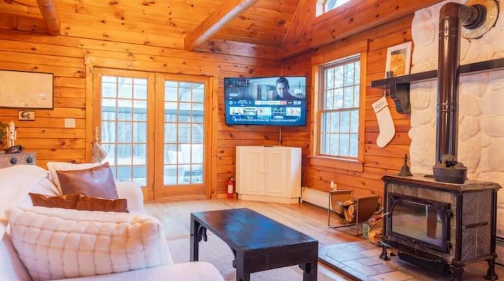 Photo of Livingroom in Bethel