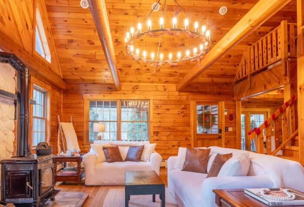 Photo of Livingroom in Bethel