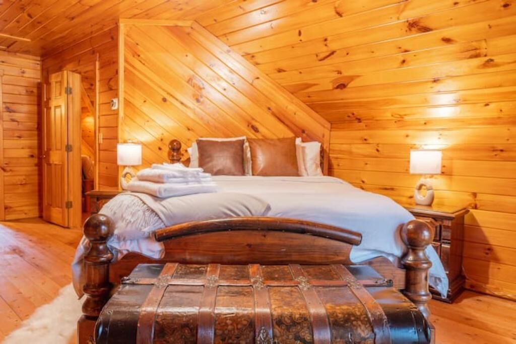 Photo of Bedroom in Bethel
