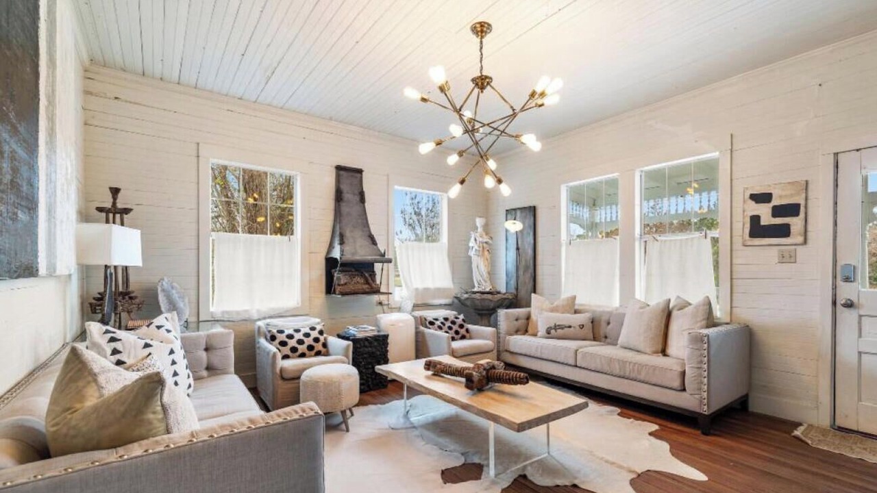 Photo of Livingroom in Warrenton
