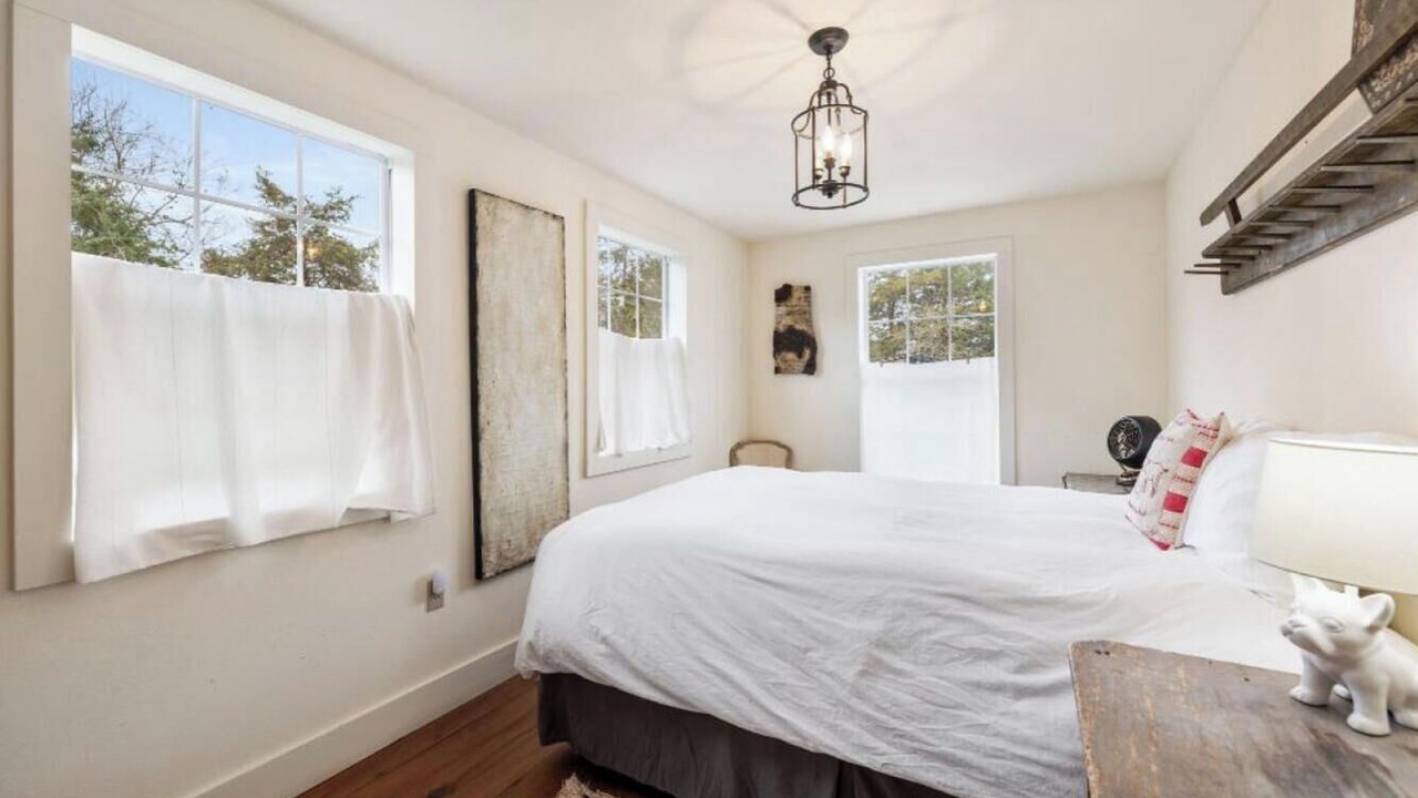 Photo of Bedroom in Warrenton