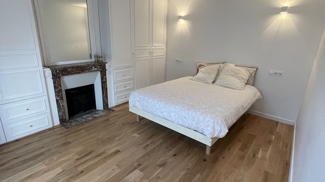 Photo of Bedroom in 7th Arrondissement