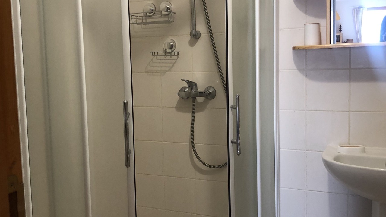 Photo of Bathroom in Laye