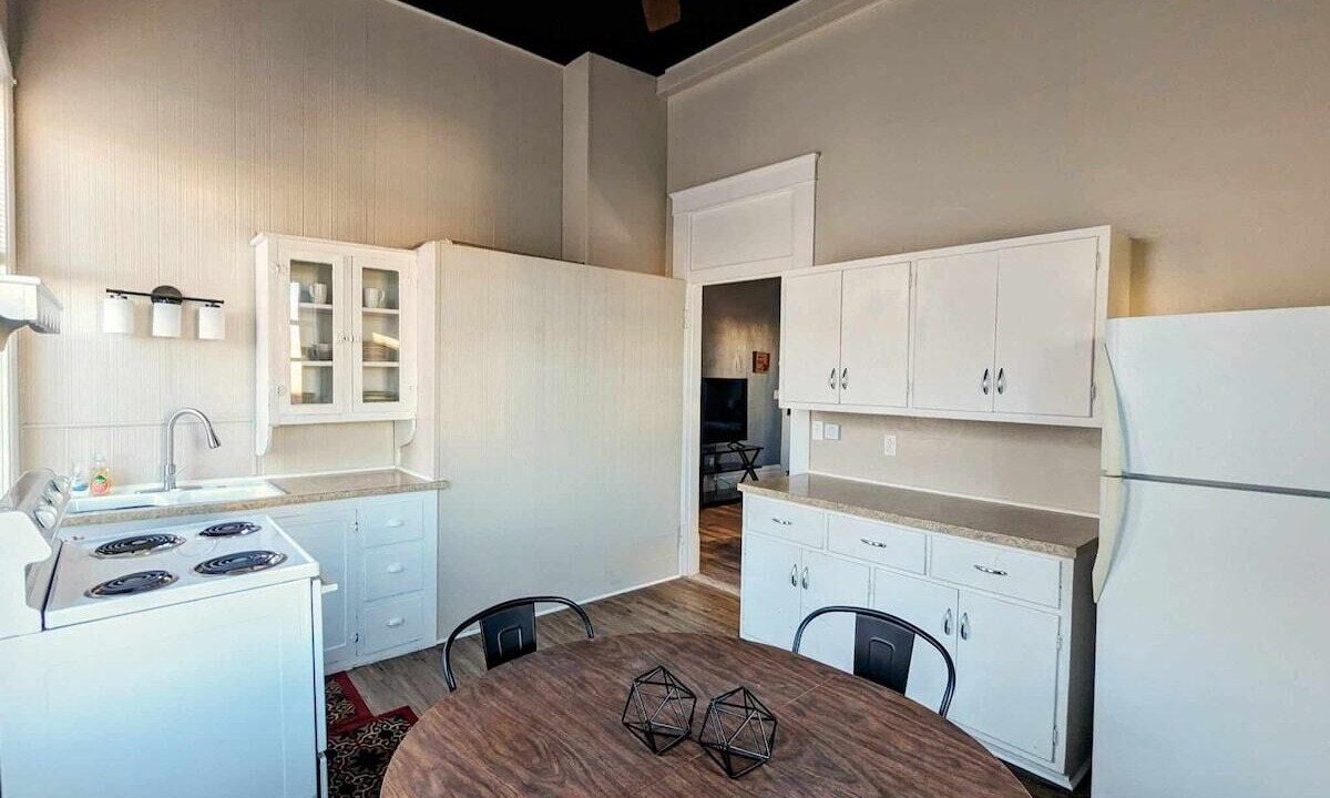 Photo of Others in Robinson