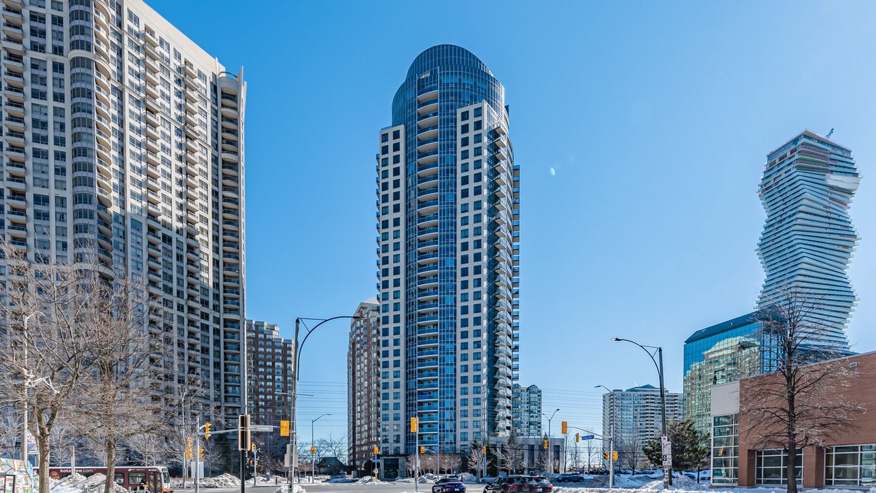 Photo of Outdoor in Downtown Mississauga