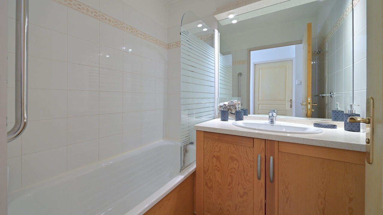 Photo of Bathroom in Bagneres-de-Luchon