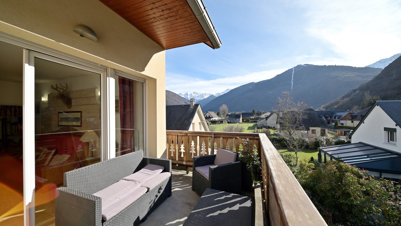 Photo of Patio Balcony in Bagneres-de-Luchon
