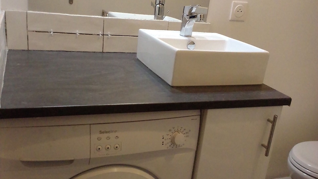 Photo of Bathroom in Maurepas