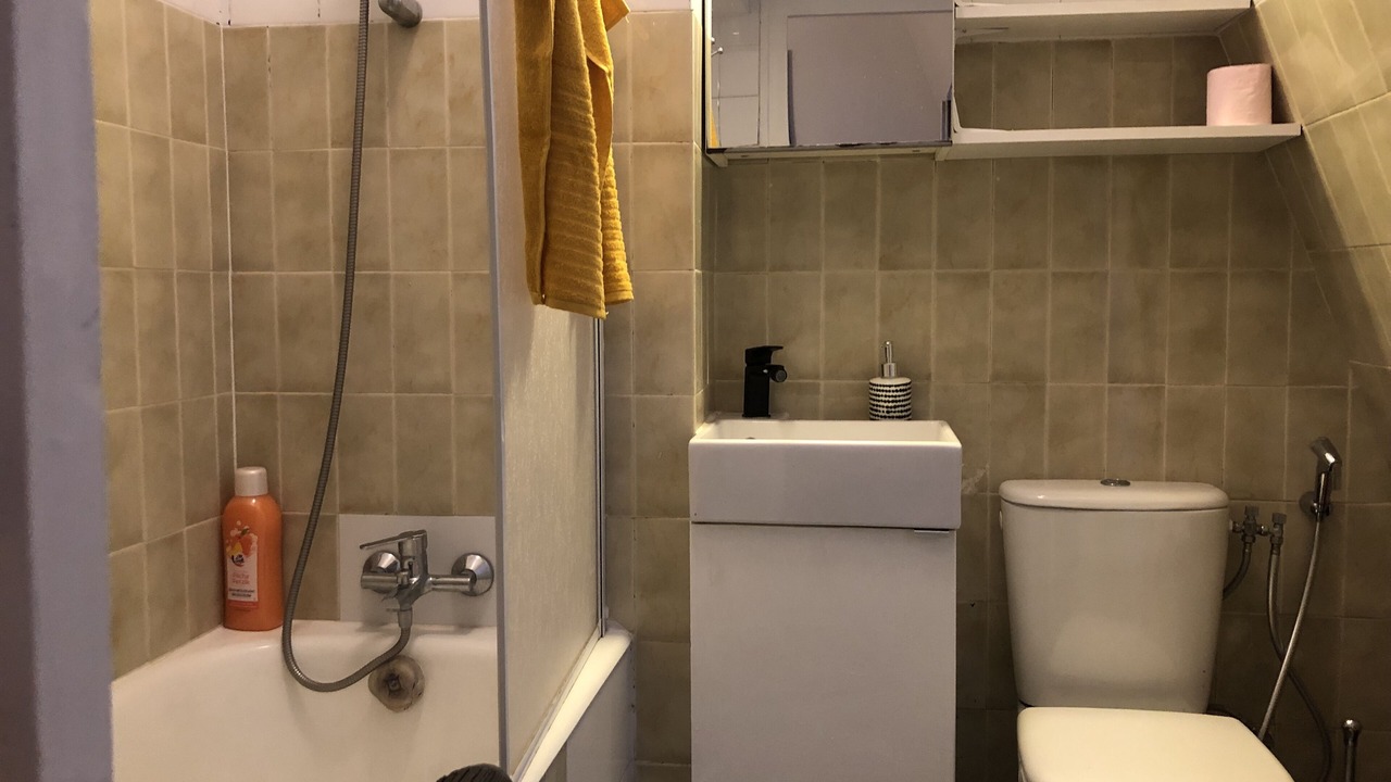 Photo of Bathroom in Quartier de la Salpetriere