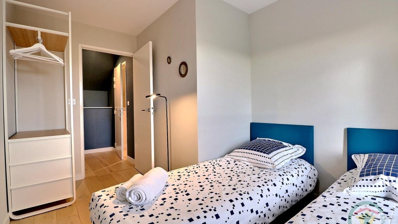 Photo of Bedroom in Chateau-Malo