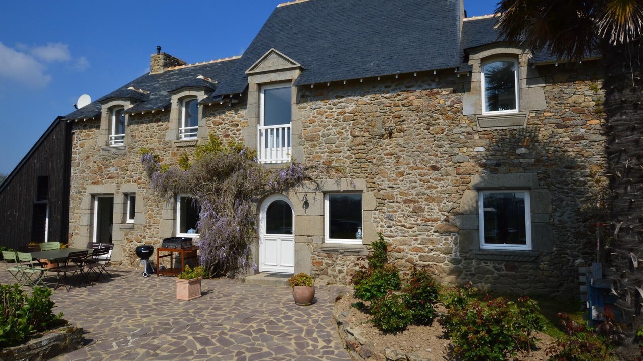 Photo of Outdoor in Chateau-Malo
