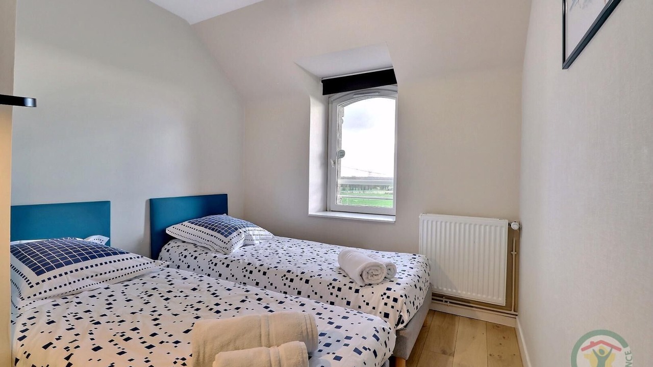 Photo of Bedroom in Chateau-Malo