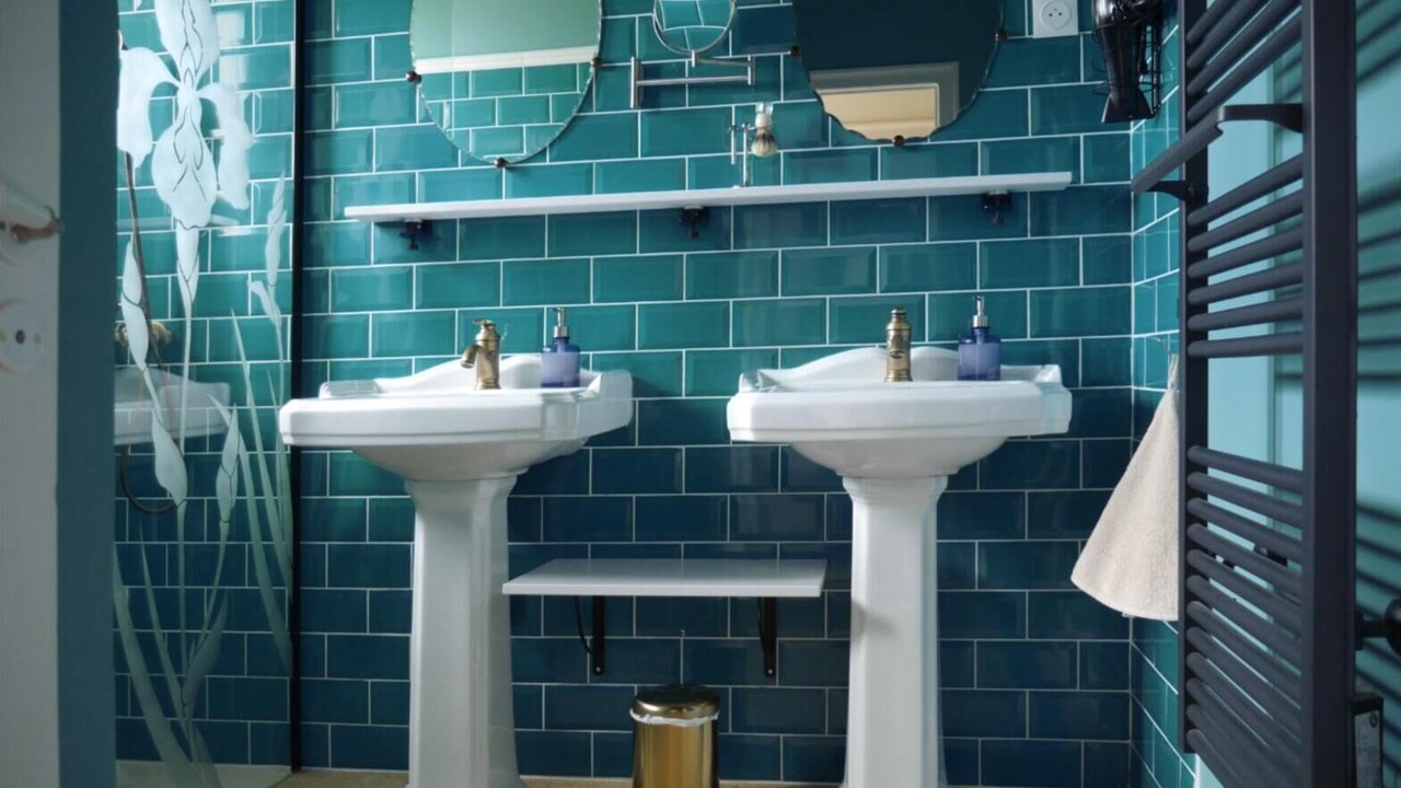 Photo of Bathroom in Pierre-de-Bresse