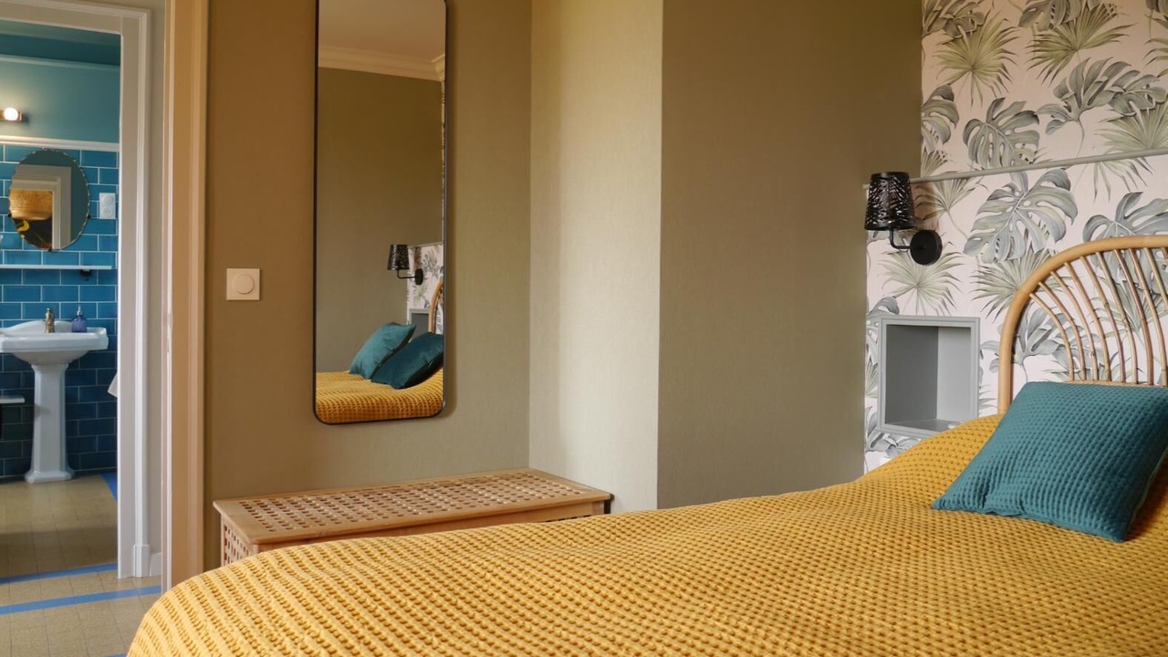 Photo of Bedroom in Pierre-de-Bresse