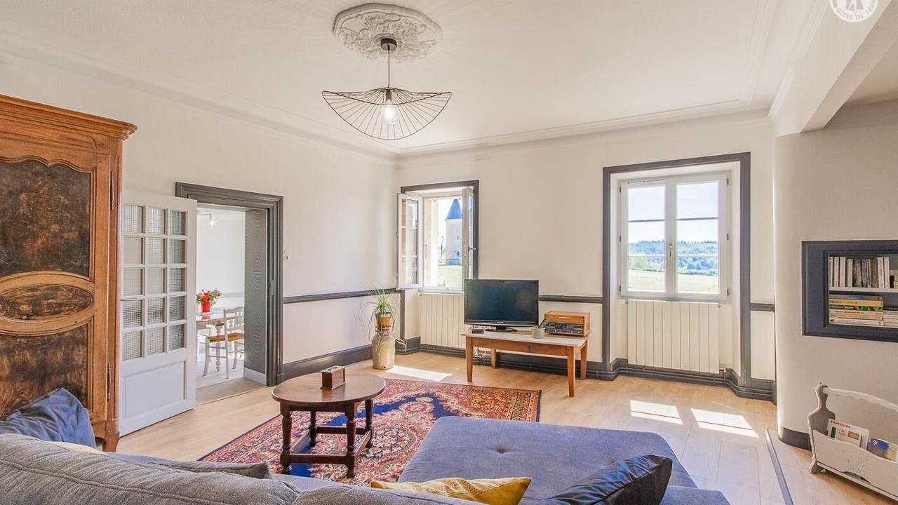 Photo of Livingroom in Semur-en-Brionnais