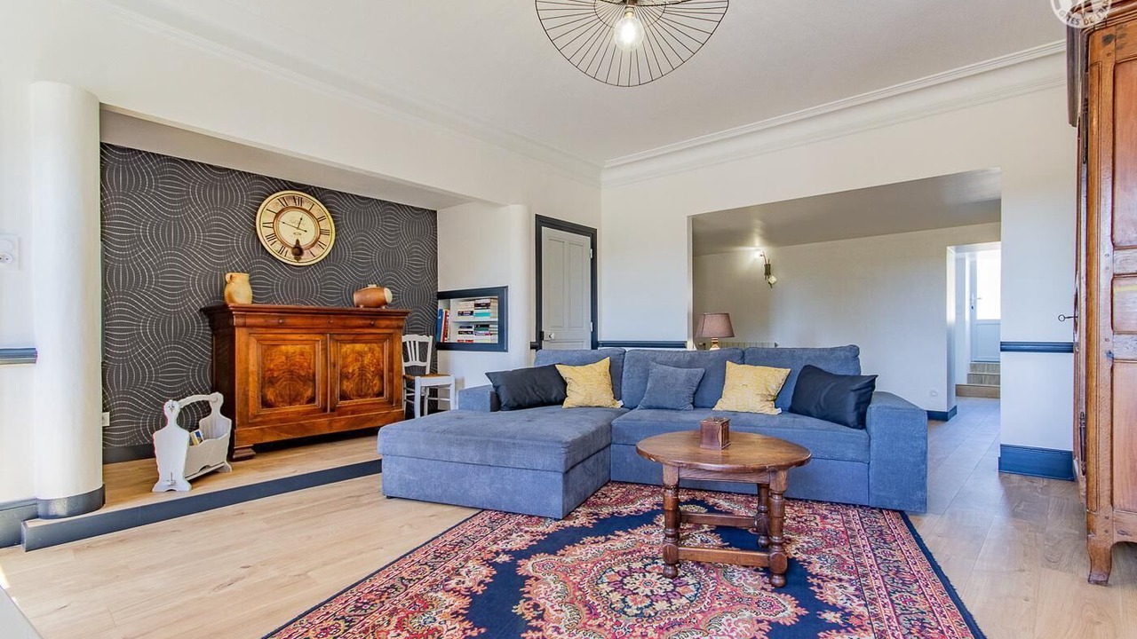 Photo of Livingroom in Semur-en-Brionnais