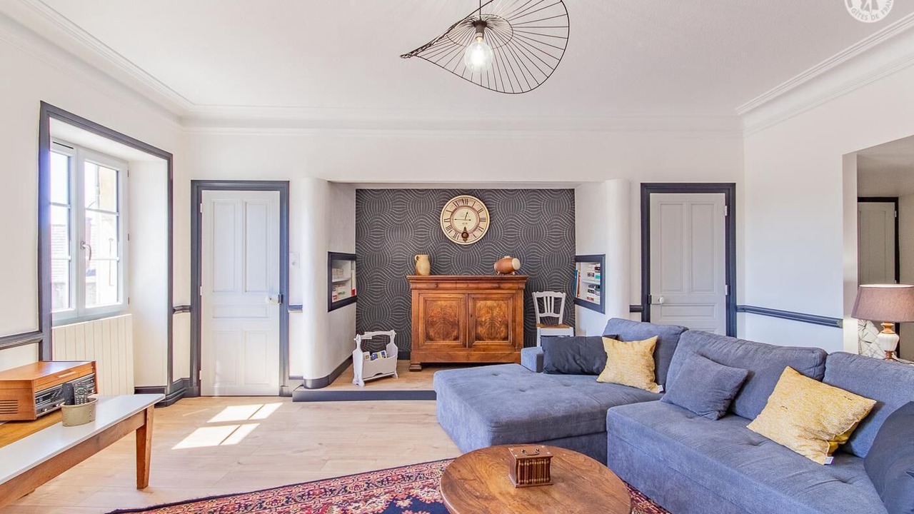 Photo of Livingroom in Semur-en-Brionnais